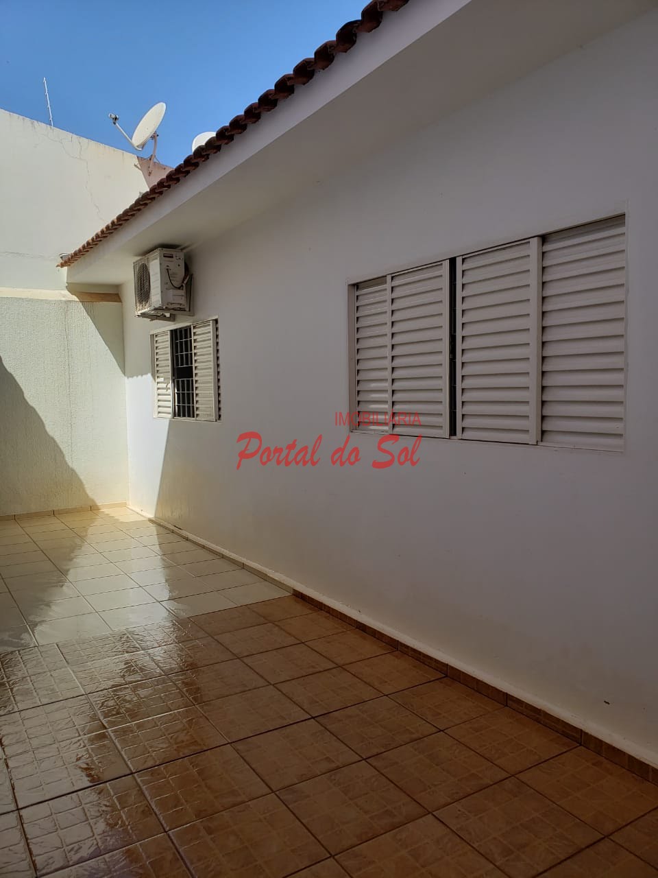 Casa à venda com 3 quartos, 1 suíte, 2 vagas e 220m² no Jardim São Pedro, Santo Antônio da Platina (PR) — foto 3 de 8