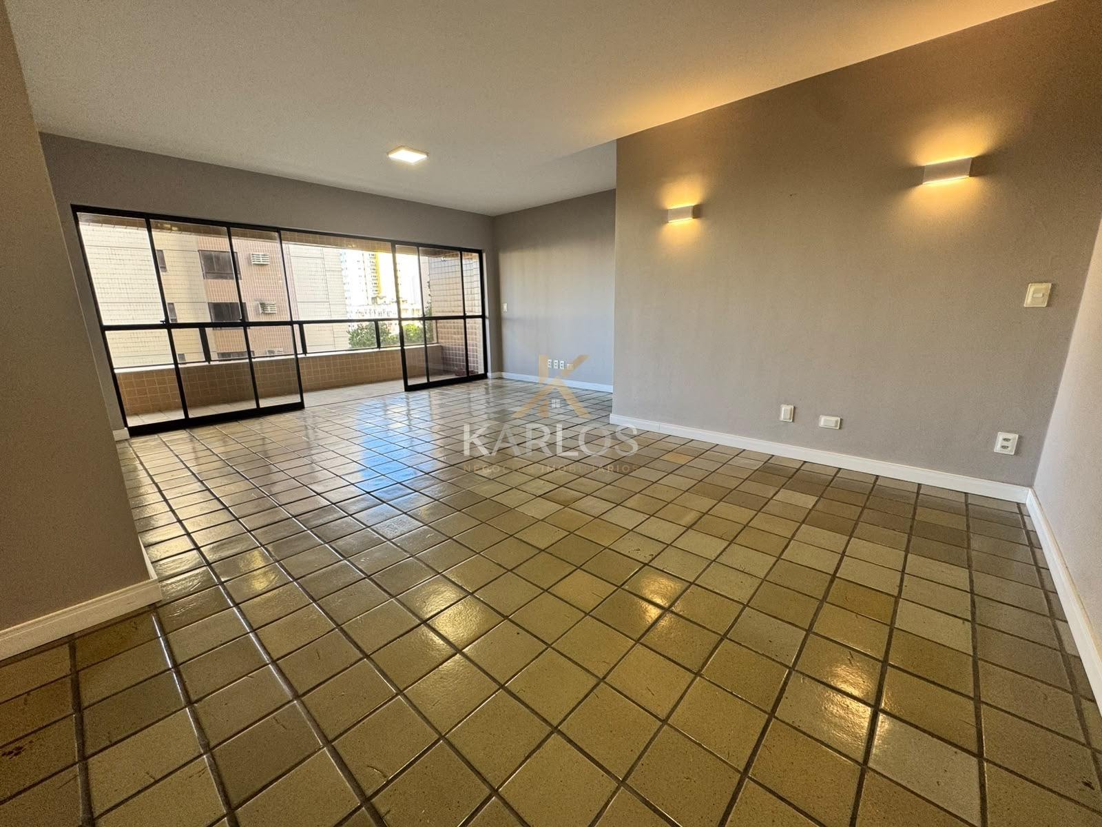 Apartamento à venda com 3 quartos, 1 banheiro, 1 vaga e 140m² no Espinheiro, Recife — foto principal
