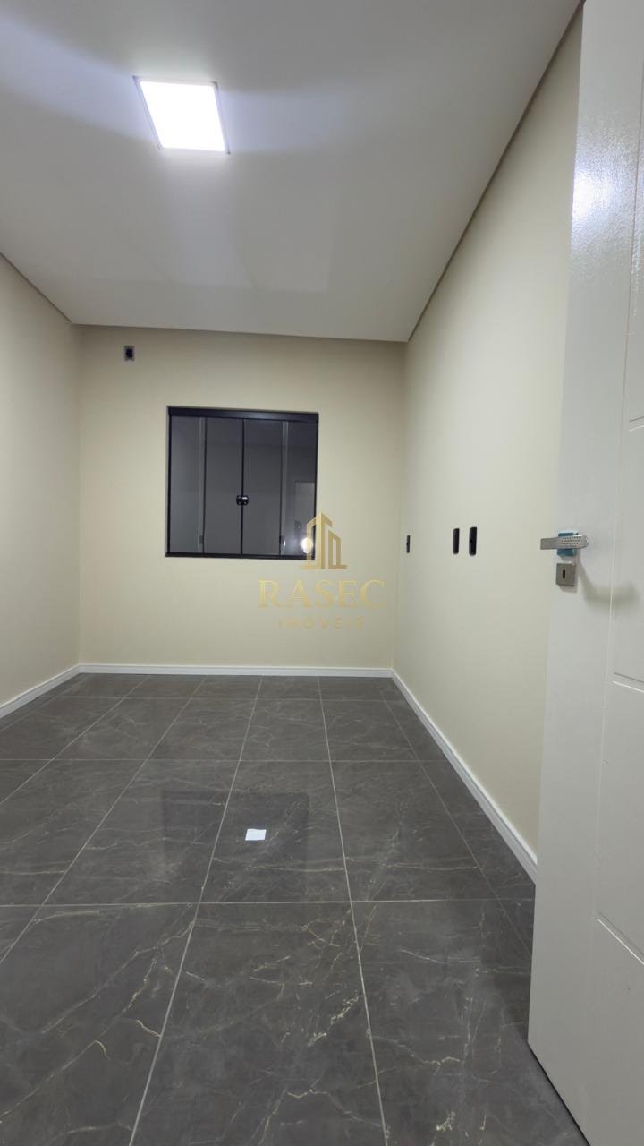 Casa à venda com 3 quartos, 1 suíte, 2 vagas e 109m² no São João, Brusque (SC) — foto 10 de 13