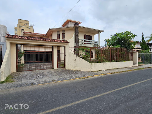 Casa em Centro  -  Araranguá