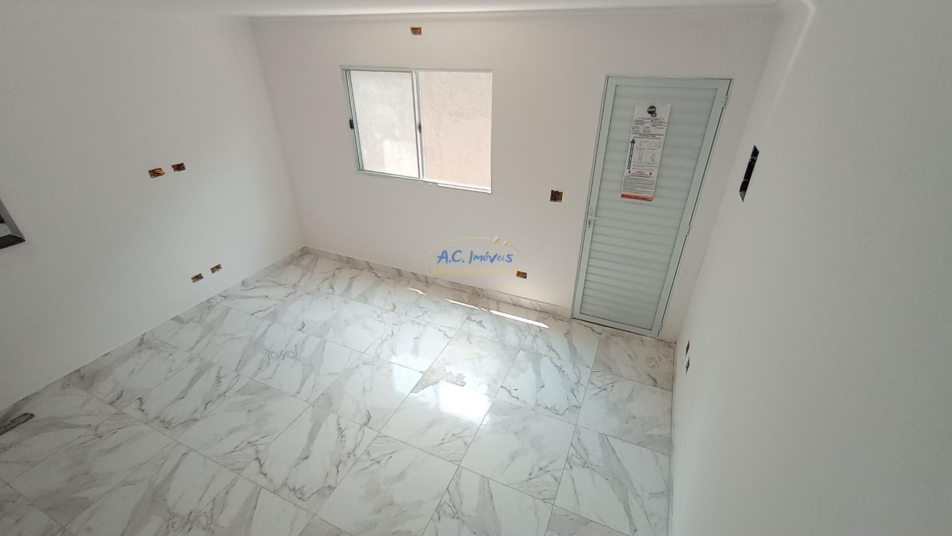 Casa à venda com 2 quartos, 2 banheiros, 1 vaga e 68m² no Sítio do Campo, Praia Grande (SP) — foto 2 de 27