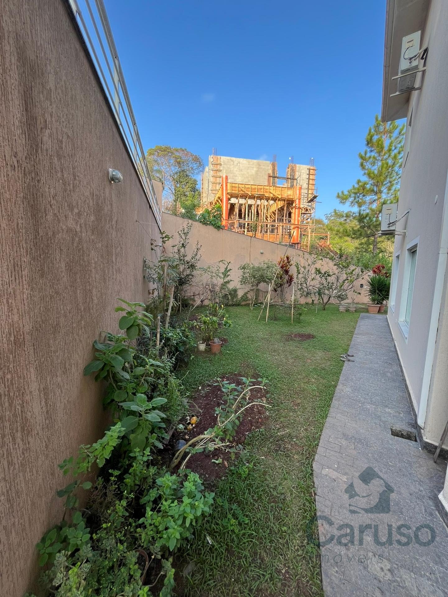 Casa à venda com 5 quartos, 3 suítes, 2 vagas e 1100m² no Arujázinho I, II e III, Arujá (SP) — foto 30 de 30