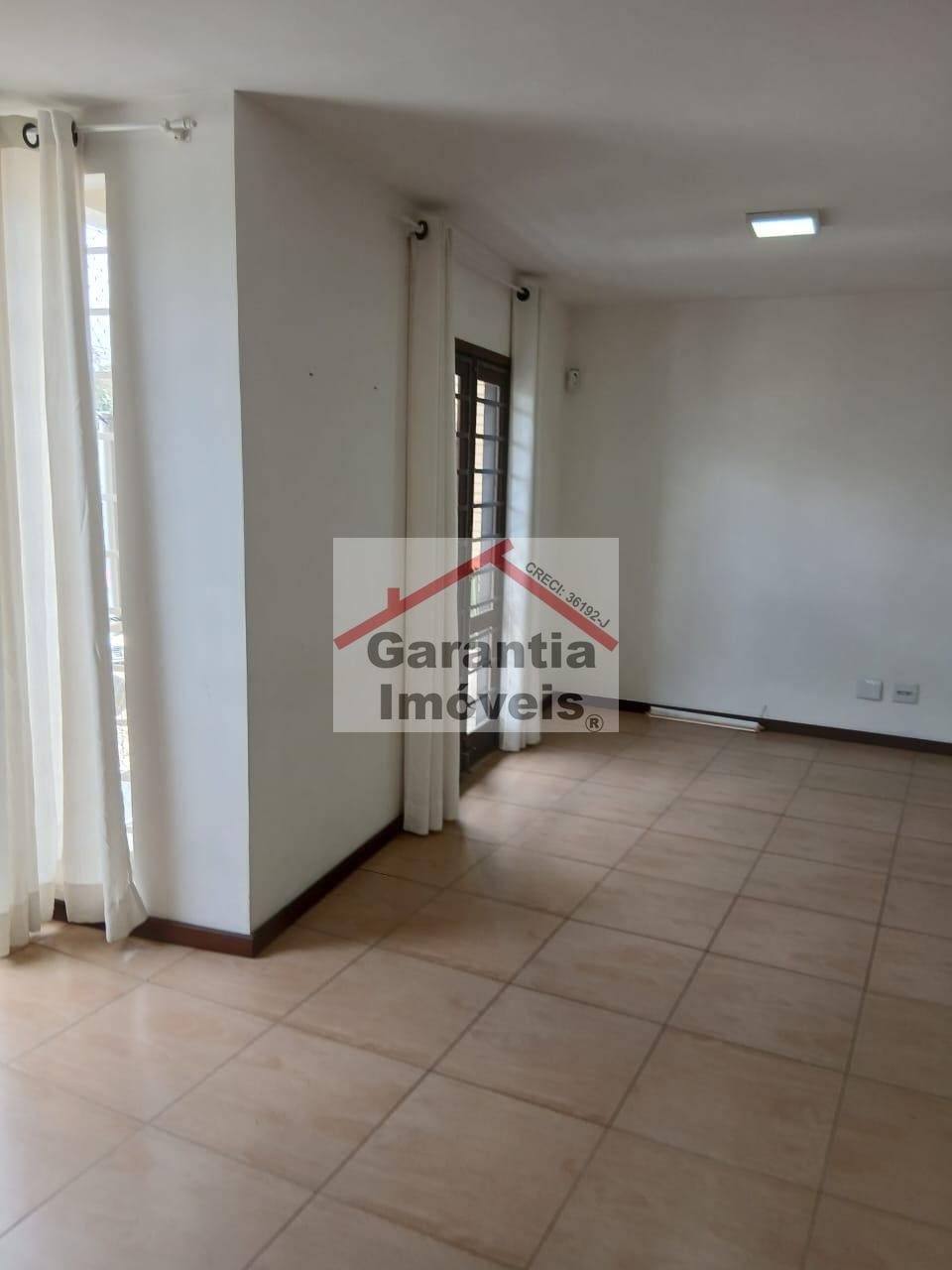 Casa à venda com 4 quartos, 3 suítes, 5 vagas e 150m² no Granja Viana, Cotia (SP) — foto 7 de 30
