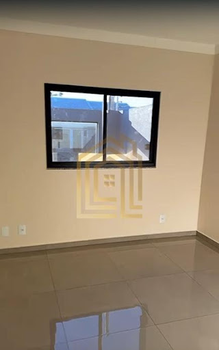 Casa à Venda em Floresta, Cascavel | 2 Dorms, Suíte 70m²