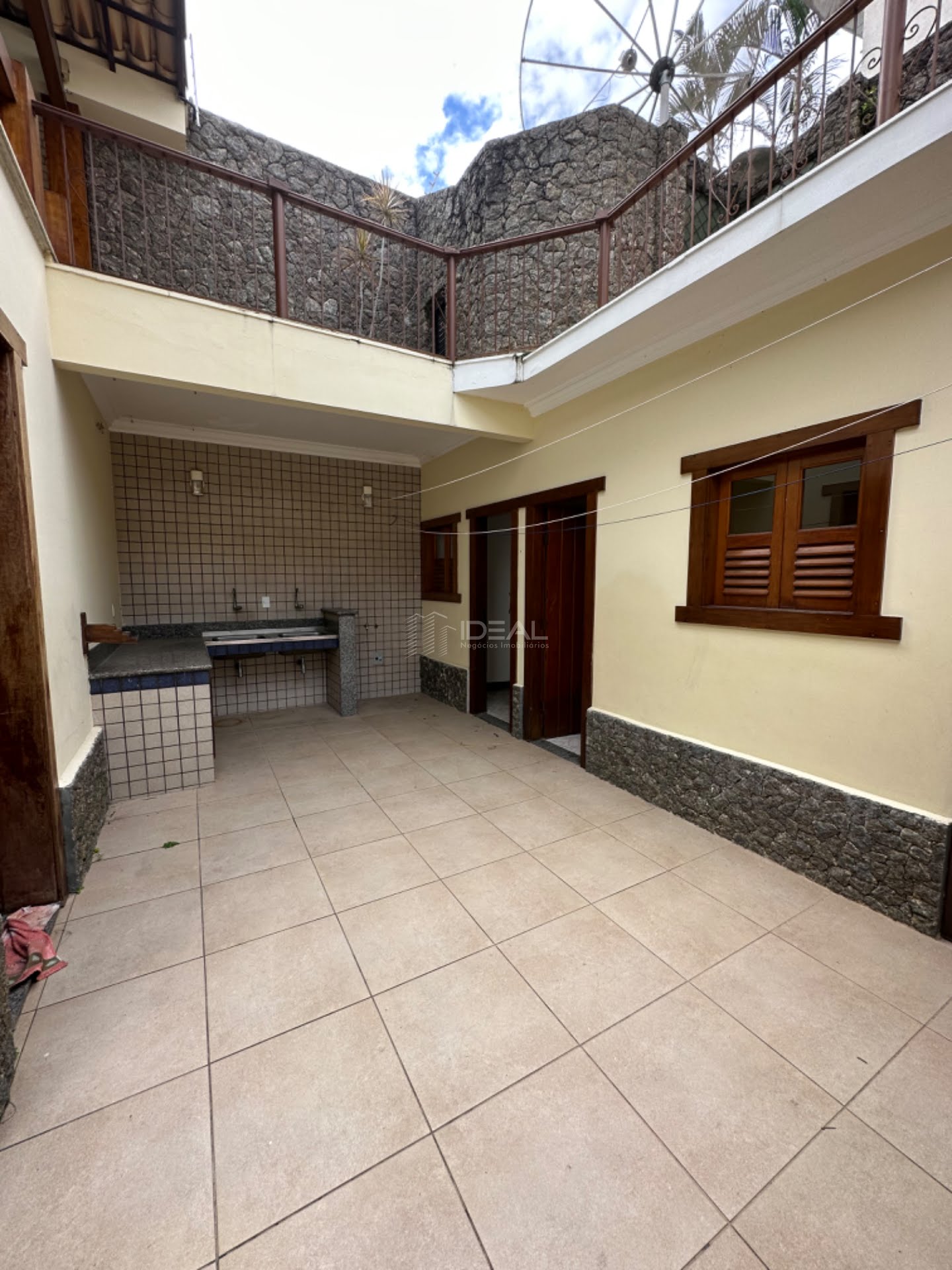 Casa à venda com 4 quartos, 4 suítes, 2 vagas e 460m² no Centro, Campos dos Goytacazes (RJ) — foto 23 de 27