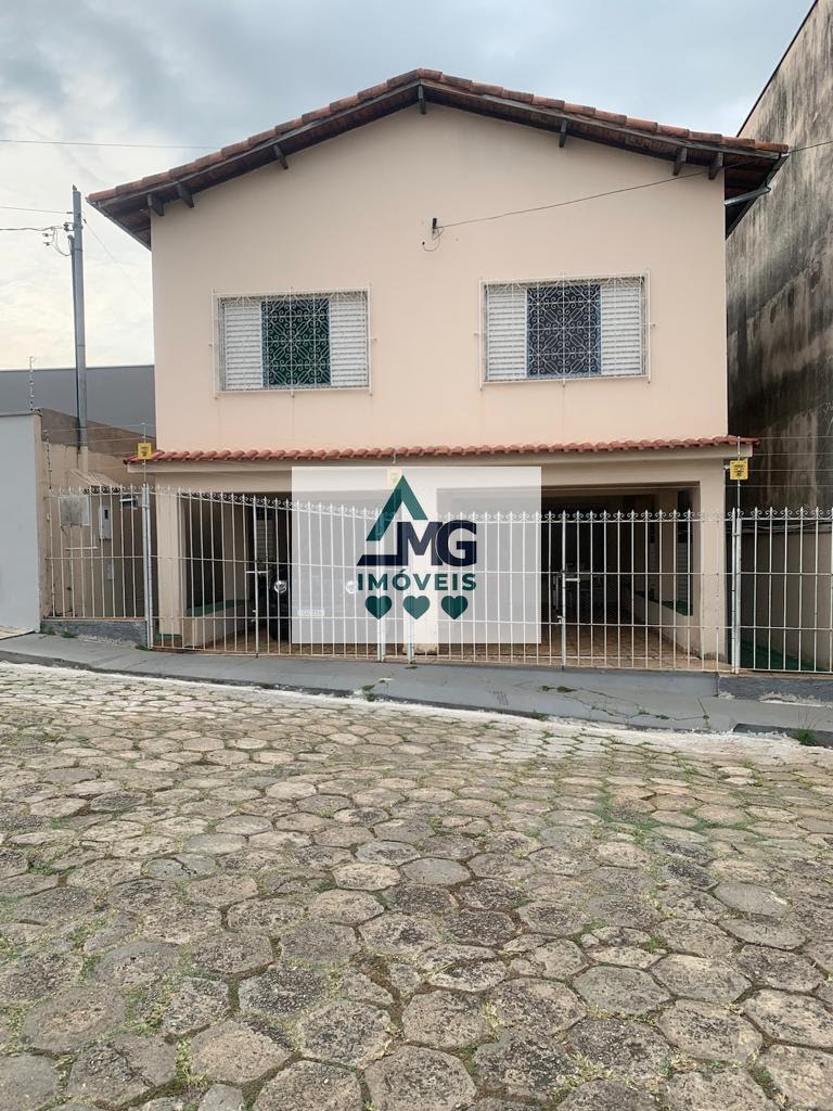 Casa à venda com 5 quartos, 1 banheiro e 3 vagas no Alto Peró, Três Corações — foto principal