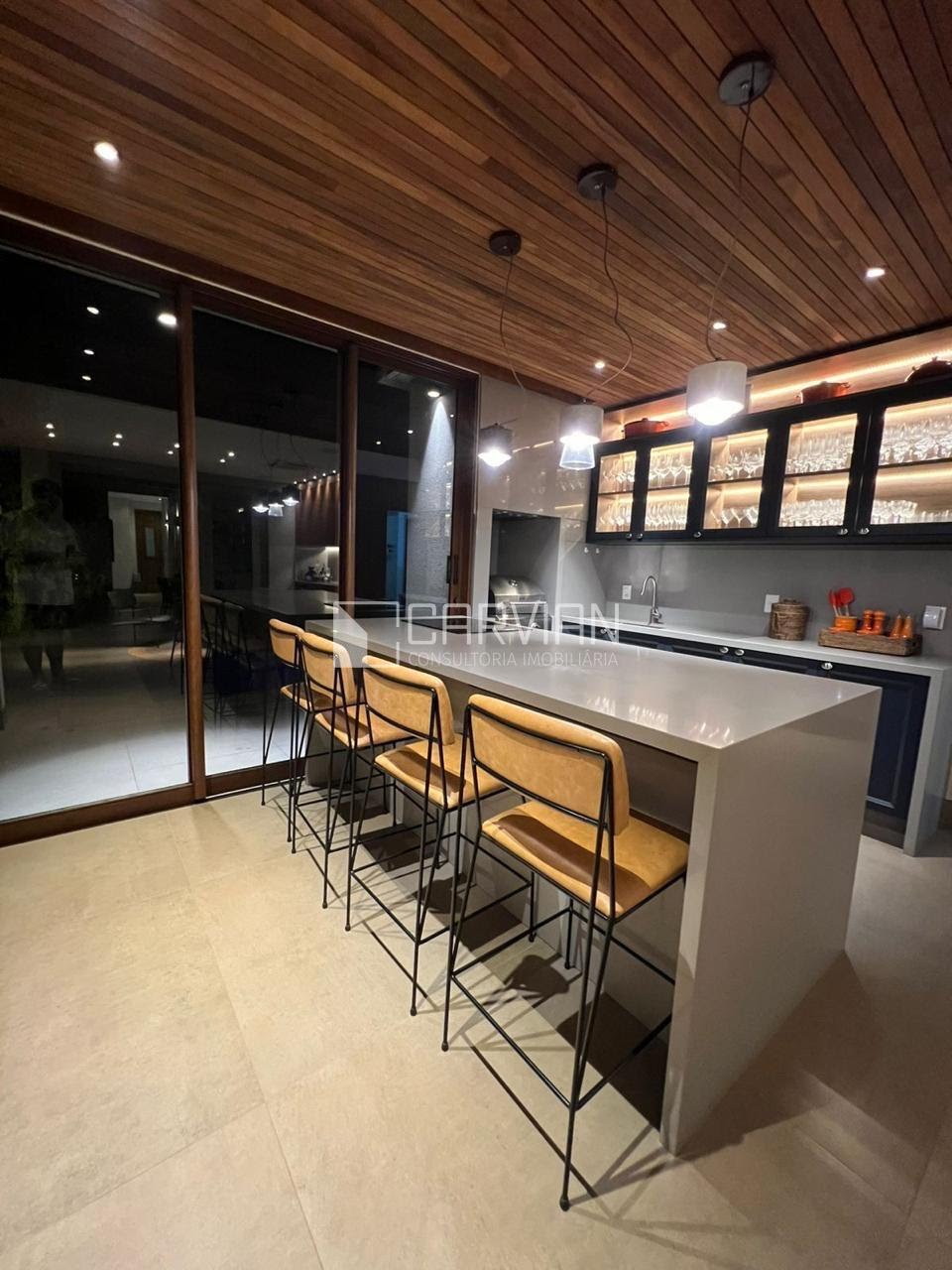 Casa à venda com 3 quartos, 3 suítes, 4 vagas e 350m² no Jardim Irajá, Ribeirão Preto (SP) — foto 7 de 29