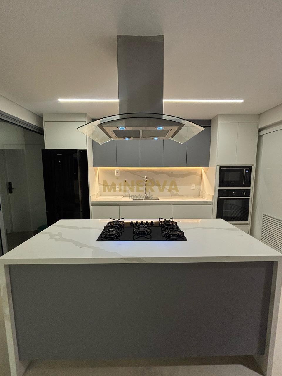 Apartamento à venda com 2 quartos, 1 suíte, 2 vagas e 115m² no Jardim Tres Marias, Guarujá (SP) — foto 4 de 26