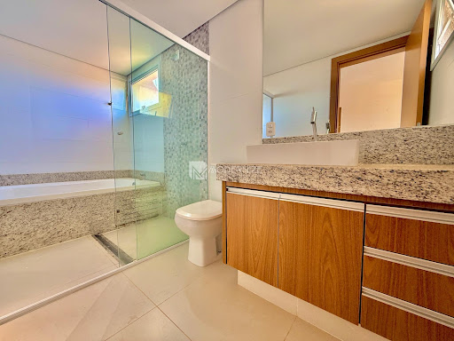 Apartamento em Loteamento Leao  -  Catalão