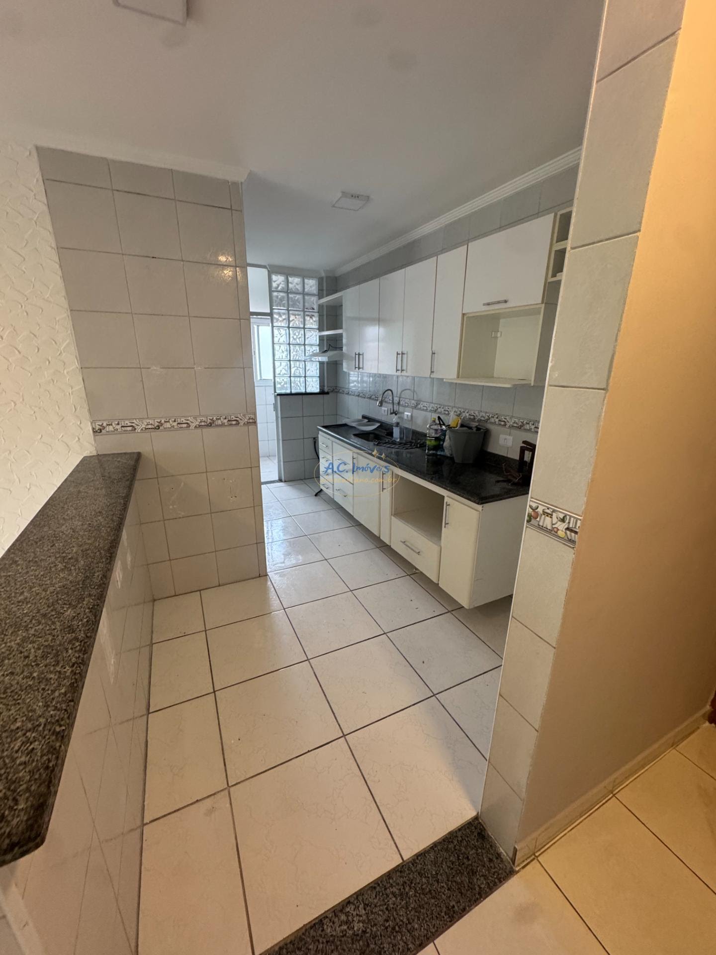Apartamento à venda com 2 quartos, 1 suíte, 1 vaga e 69m² no Vila Tupi, Praia Grande (SP) — foto 2 de 17