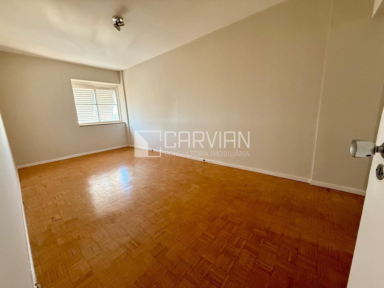 Apartamento à venda com 4 quartos, 1 suíte e 168m² no Centro, Ribeirão Preto (SP) — foto 24 de 30