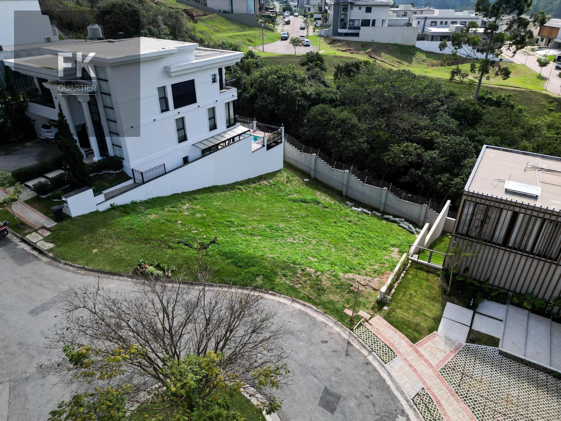 Terreno à venda com 497m² de terreno no Cidade Tamboré, Santana de Parnaíba (SP) — foto 2 de 5
