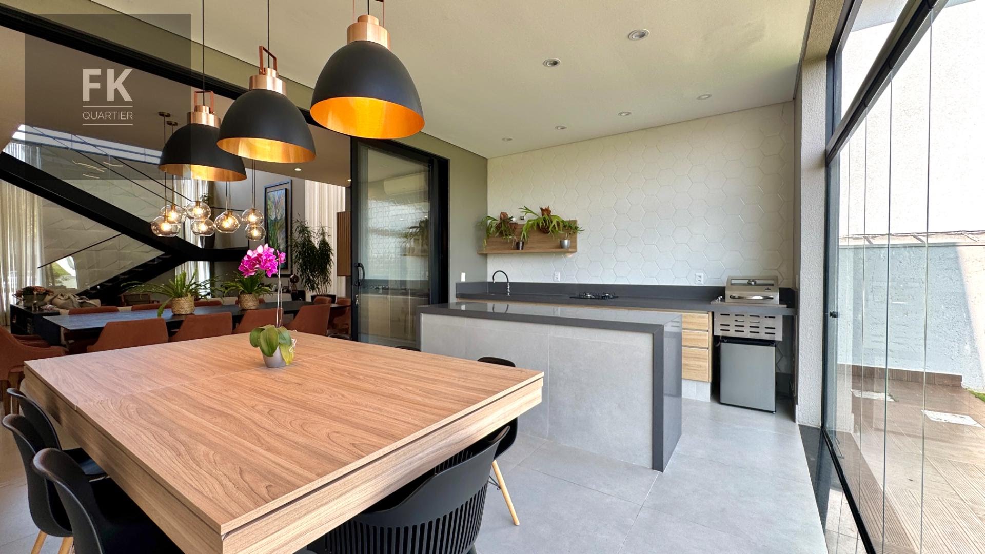 Casa à venda com 4 quartos, 4 suítes, 5 vagas e 322m² no Alphaville, Santana de Parnaíba (SP) — foto 11 de 24