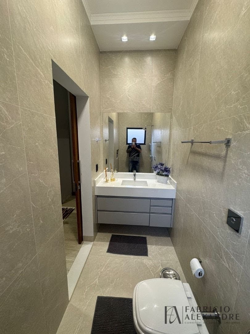 Casa à venda com 3 quartos, 3 suítes, 4 vagas e 270m² no Loteamento Recanto do Lago, São José do Rio Preto (SP) — foto 5 de 17