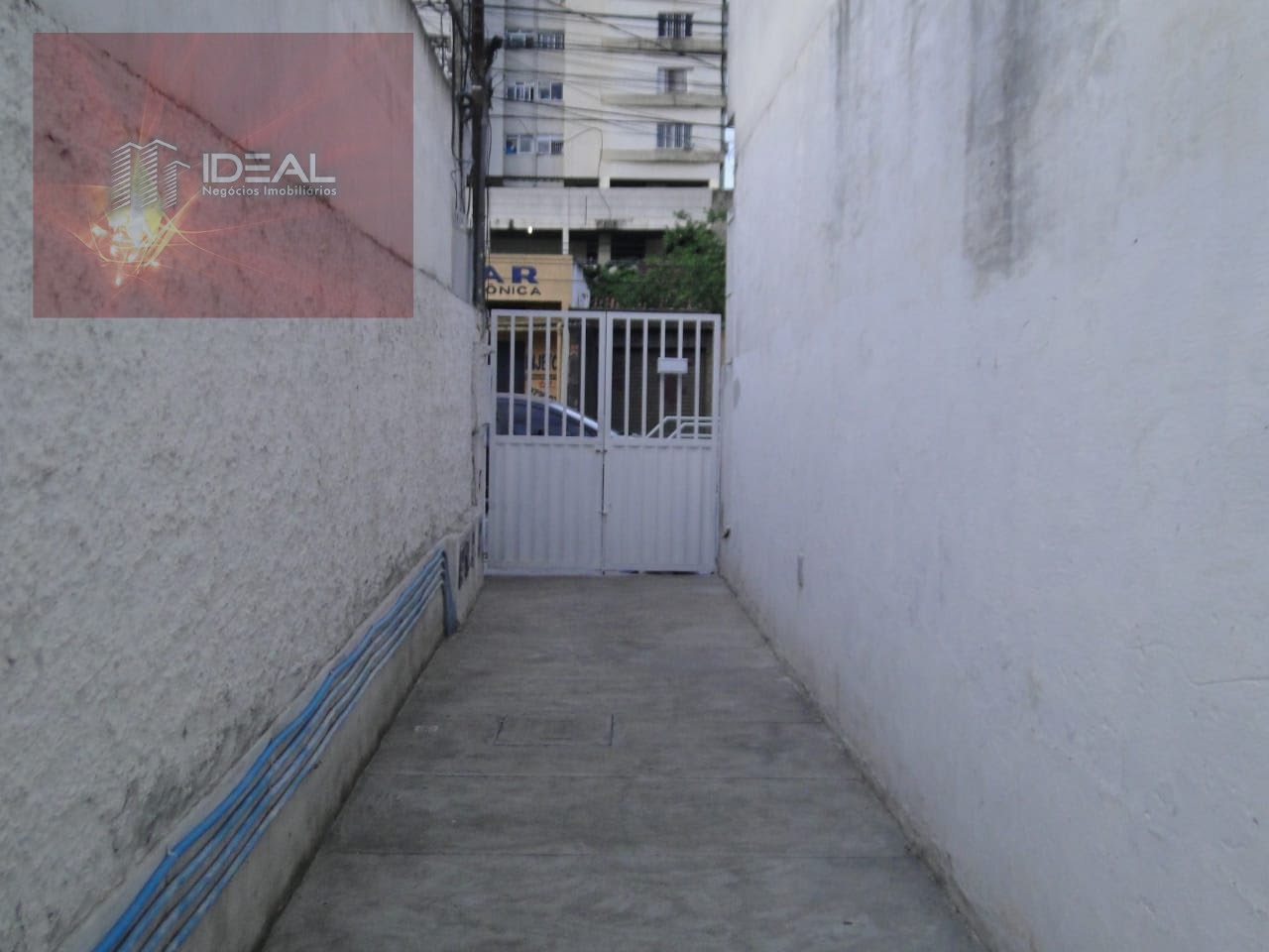 Casa Triplex à venda na Avenida 28 de Março em Campos dos Goytacazes