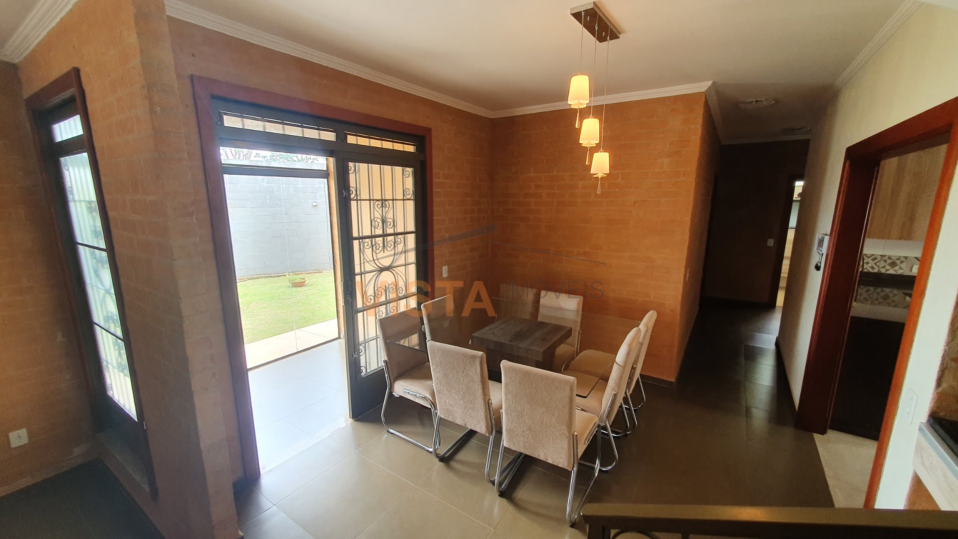 Casa à venda com 3 quartos, 2 suítes, 2 vagas e 290m² no Jardim das Paineiras, São João da Boa Vista (SP) — foto 18 de 30
