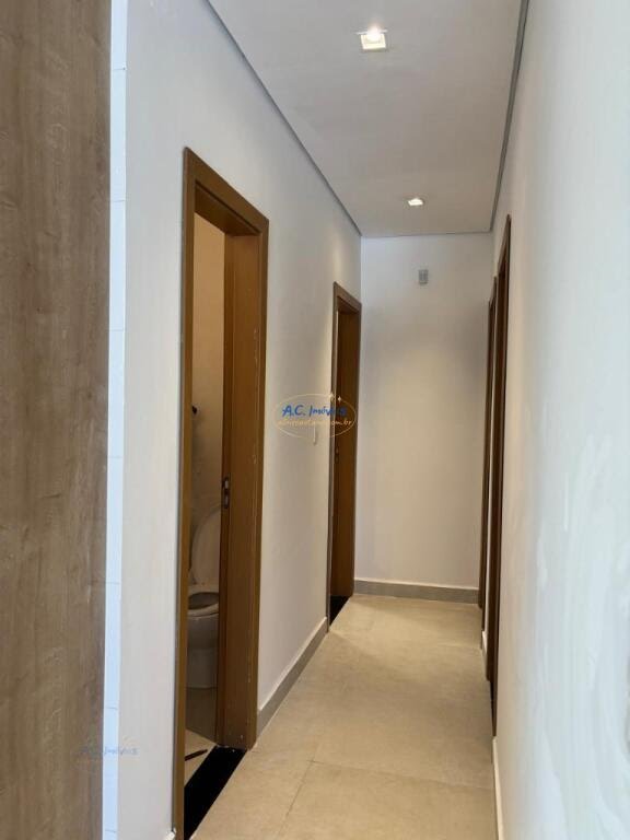 Casa à venda com 3 quartos, 3 suítes, 4 vagas e 139m² no Jardim Imperador, Praia Grande (SP) — foto 16 de 30