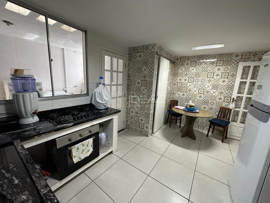 Casa à venda com 5 quartos, 3 suítes, 3 vagas e 448m² no Jardim Flamboyant, Campos dos Goytacazes (RJ) — foto 7 de 18