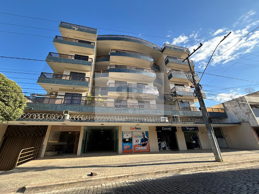 Apartamento no Centro de Cataguases com 3 Dormitórios e Suíte