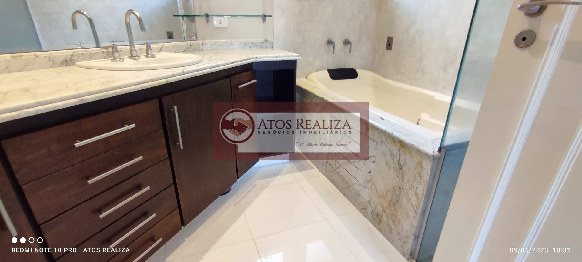 Casa para alugar com 5 quartos, 5 suítes, 6 vagas e 371m² no Interlagos, São Paulo (SP) — foto 3 de 30