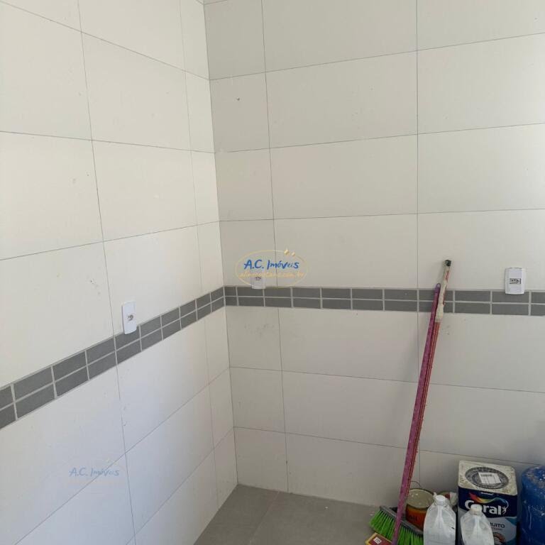 Casa à venda com 2 quartos, 2 banheiros, 1 vaga e 53m² no Jardim Melvi, Praia Grande (SP) — foto 12 de 30