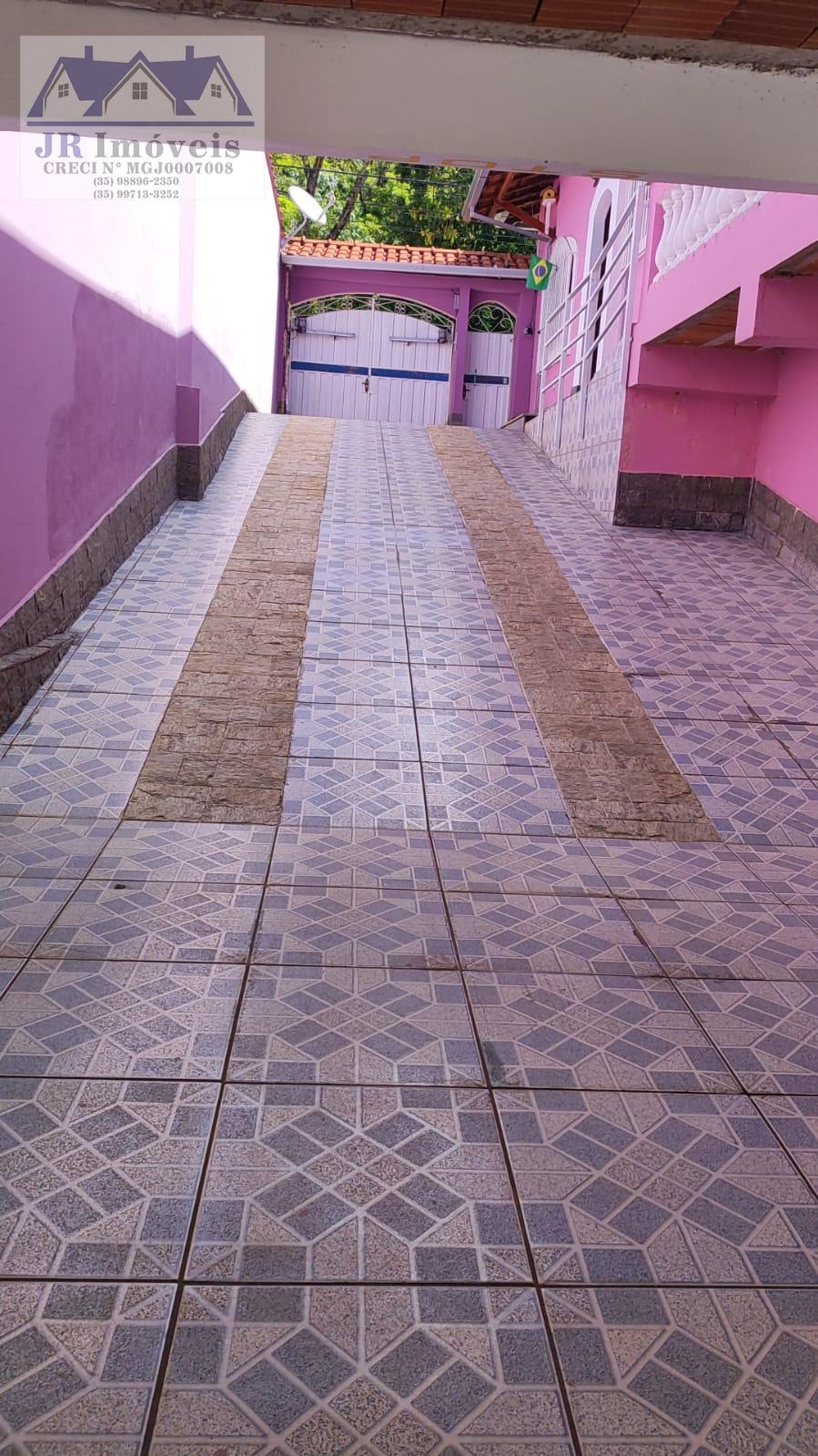 Casa à venda com 3 quartos, 1 suíte, 5 vagas e 1076m² no Estação, Piranguinho (MG) — foto 16 de 30
