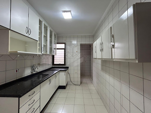 Apartamento em Centro  -  Assis