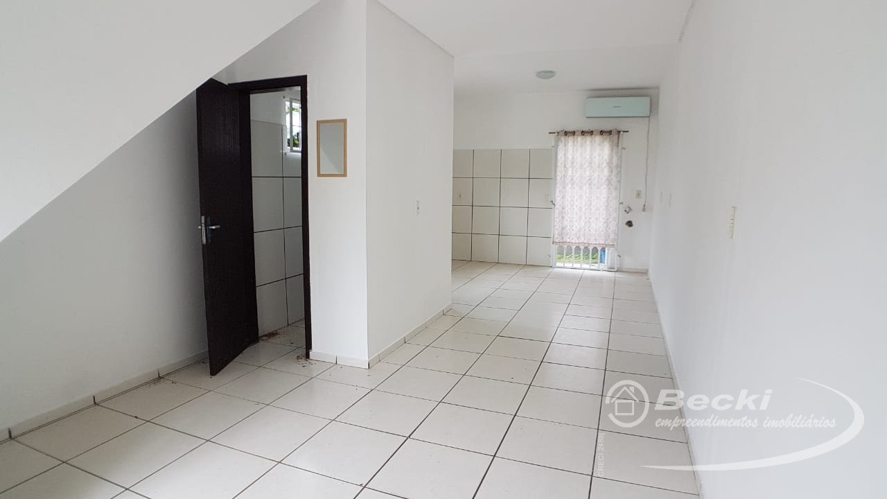 Casa à venda com 2 quartos, 2 banheiros e 61m² no Itinga, Joinville (SC) — foto 4 de 20