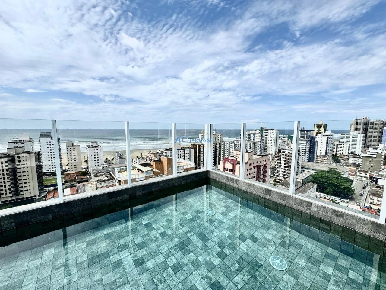 Apartamento à venda com 4 quartos, 3 suítes, 2 vagas e 135m² no Guilhermina, Praia Grande (SP) — foto 6 de 29