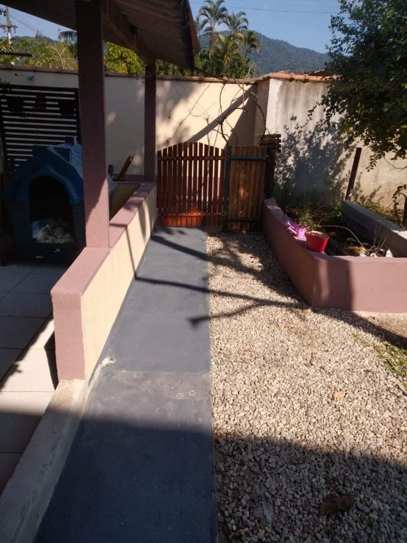 Casa à venda com 2 quartos, 2 banheiros, 4 vagas e 495m² no Jardim Samambaia, Ubatuba (SP) — foto 6 de 9