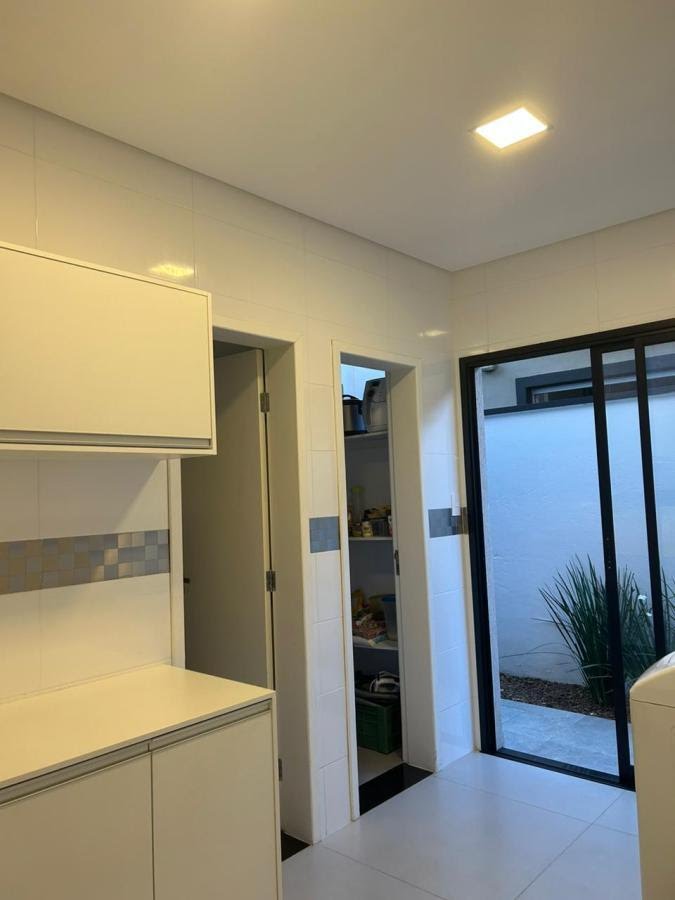 Casa à venda com 3 quartos, 3 suítes, 4 vagas e 230m² no Jardim das Nações, Taubaté (SP) — foto 20 de 29