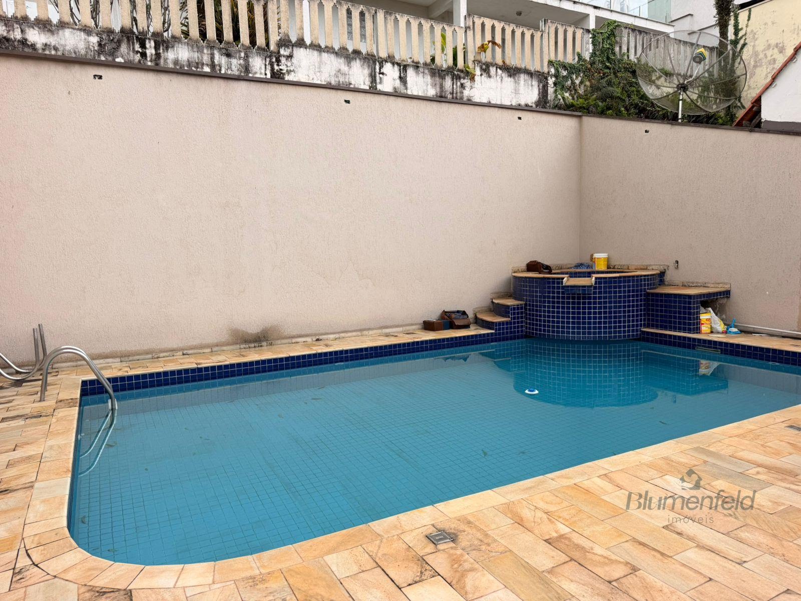 Casa para alugar com 3 quartos, 3 suítes, 6 vagas e 250m² no Condomínio Arujazinho IV, Arujá (SP) — foto 3 de 30