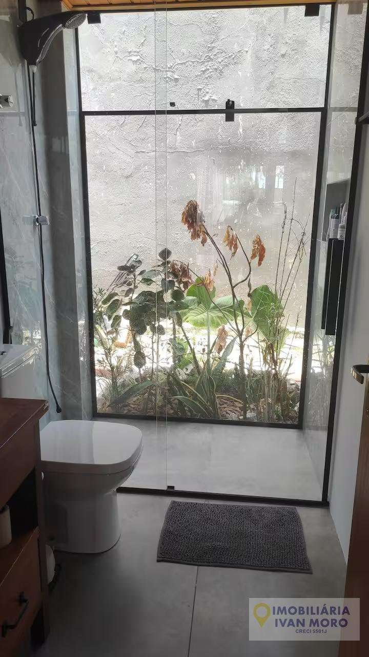 Casa para alugar com 3 quartos, 1 suíte e 3 vagas no Daniela, Florianópolis (SC) — foto 24 de 30