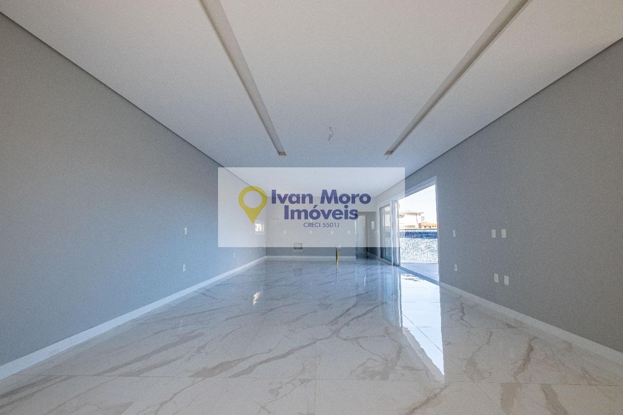 Casa à venda com 4 quartos, 3 suítes, 3 vagas e 378m² no Ingleses Norte, Florianópolis (SC) — foto 4 de 30