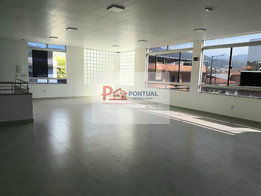 Sala em Giovanini  -  Coronel Fabriciano