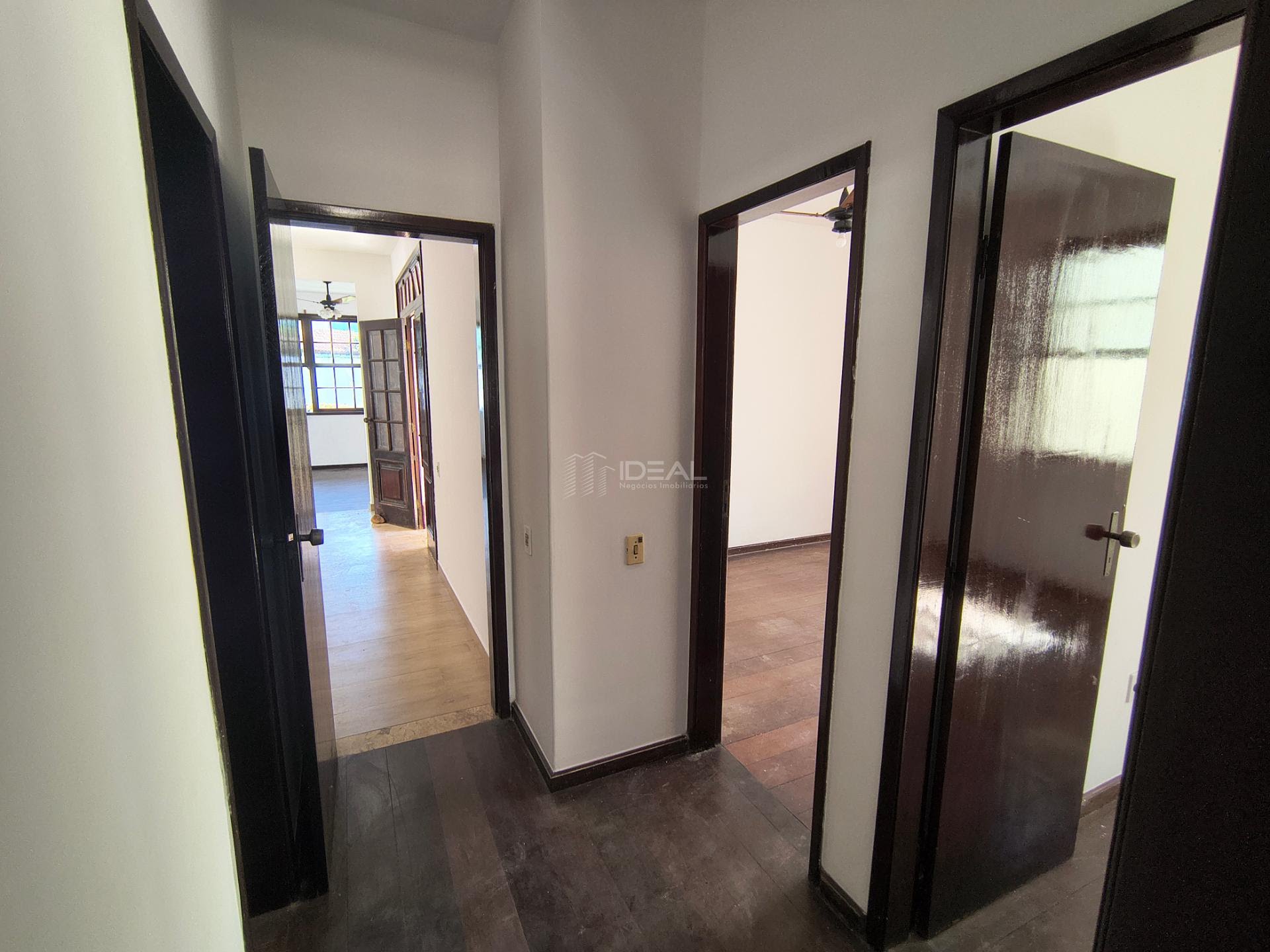 Casa para alugar com 4 quartos, 1 suíte, 4 vagas e 180m² no Flamboyant, Campos dos Goytacazes (RJ) — foto 24 de 30