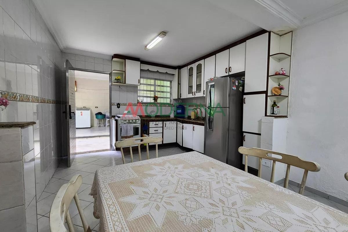 Casa à venda com 3 quartos, 1 suíte, 2 vagas e 220m² no Nova Petrópolis, São Bernardo do Campo (SP) — foto 7 de 30