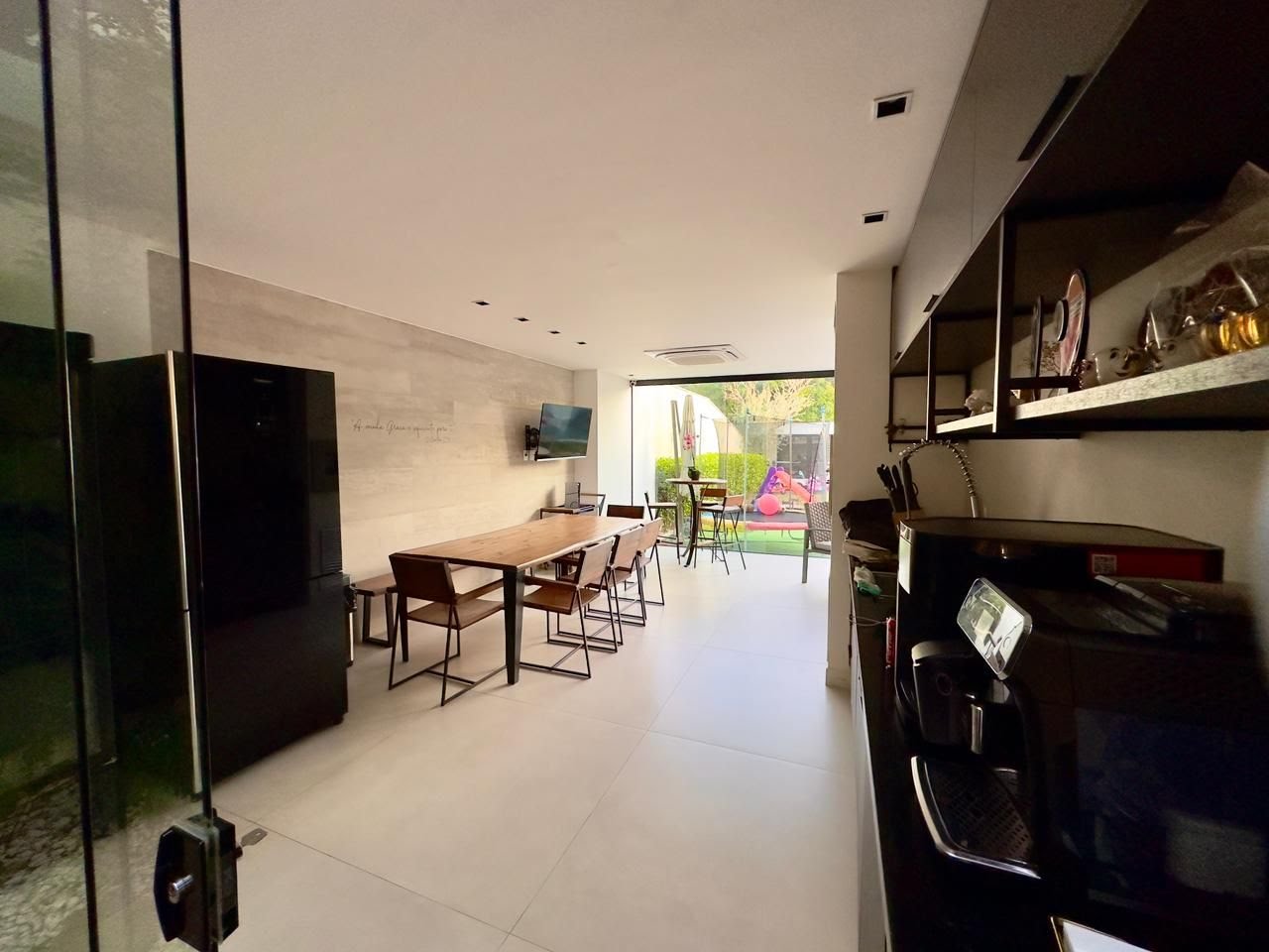 Casa à venda com 3 quartos, 5 suítes, 6 vagas e 445m² no Barra da Tijuca, Rio de Janeiro (RJ) — foto 18 de 30