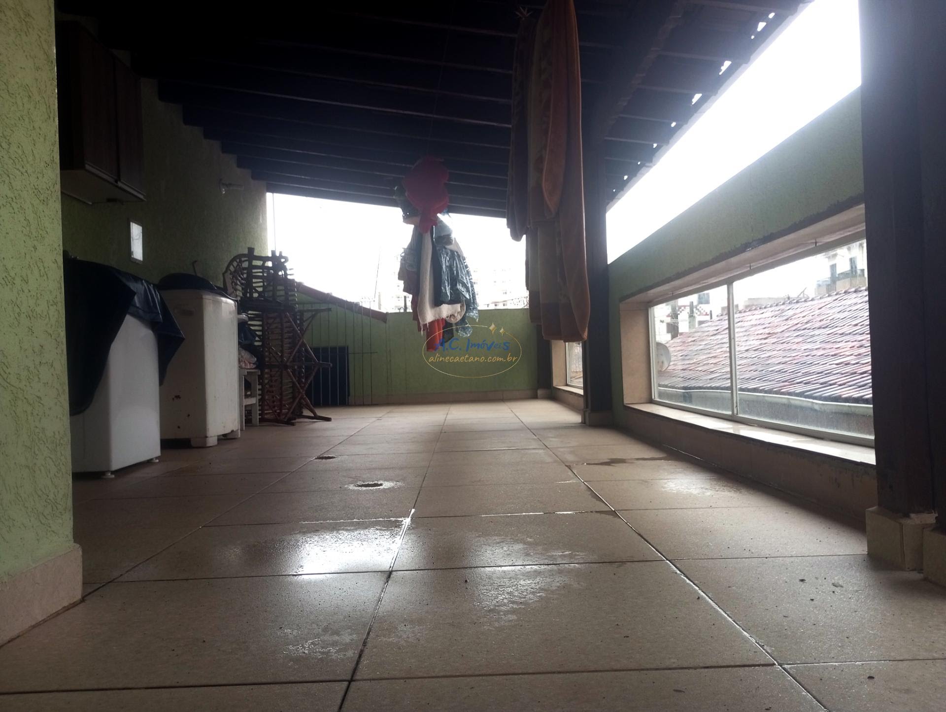 Casa à venda com 3 quartos, 1 suíte, 2 vagas e 181m² no Aviação, Praia Grande (SP) — foto 25 de 26