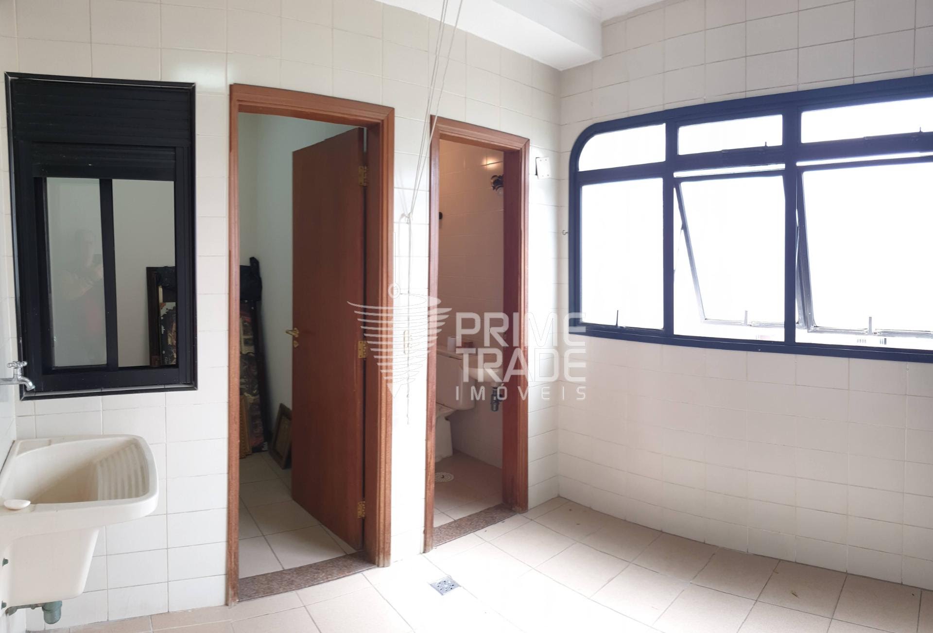 Apartamento à venda com 3 quartos, 1 suíte, 2 vagas e 173m² no Gonzaga, Santos (SP) — foto 25 de 26
