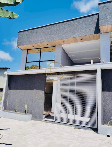 Casa 3 Dormitórios à Venda em Fontana 1, Porto Seguro - 100m²