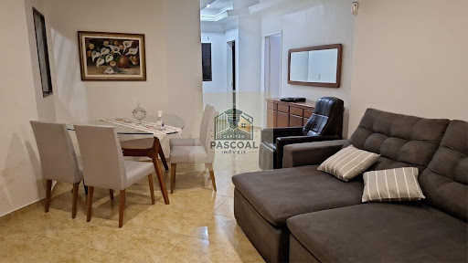 Casa à Venda no Centro de Campos: 4 Suítes, 198m², R$649mil