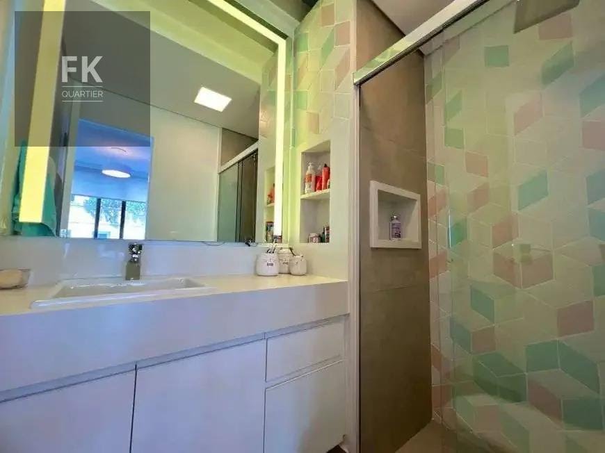 Casa à venda com 3 quartos, 3 suítes, 3 vagas e 320m² no Alphaville Residencial Dois, Barueri (SP) — foto 21 de 25