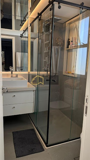 Apartamento em Chácaras Alto da Glória  -  Goiânia