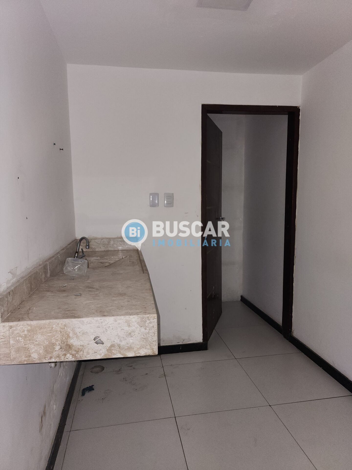 Comercial à venda com 5 banheiros, 4 vagas e 300m² no Santa Mônica, Feira de Santana (BA) — foto 7 de 9