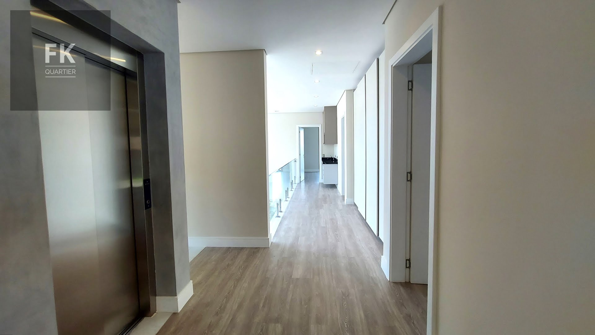 Casa à venda com 4 quartos, 4 suítes, 7 vagas e 578m² no Tamboré, Barueri (SP) — foto 16 de 30