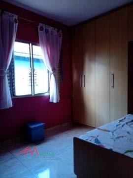 Casa à venda com 3 quartos, 1 suíte, 4 vagas e 250m² no Canhema, Diadema (SP) — foto 7 de 20