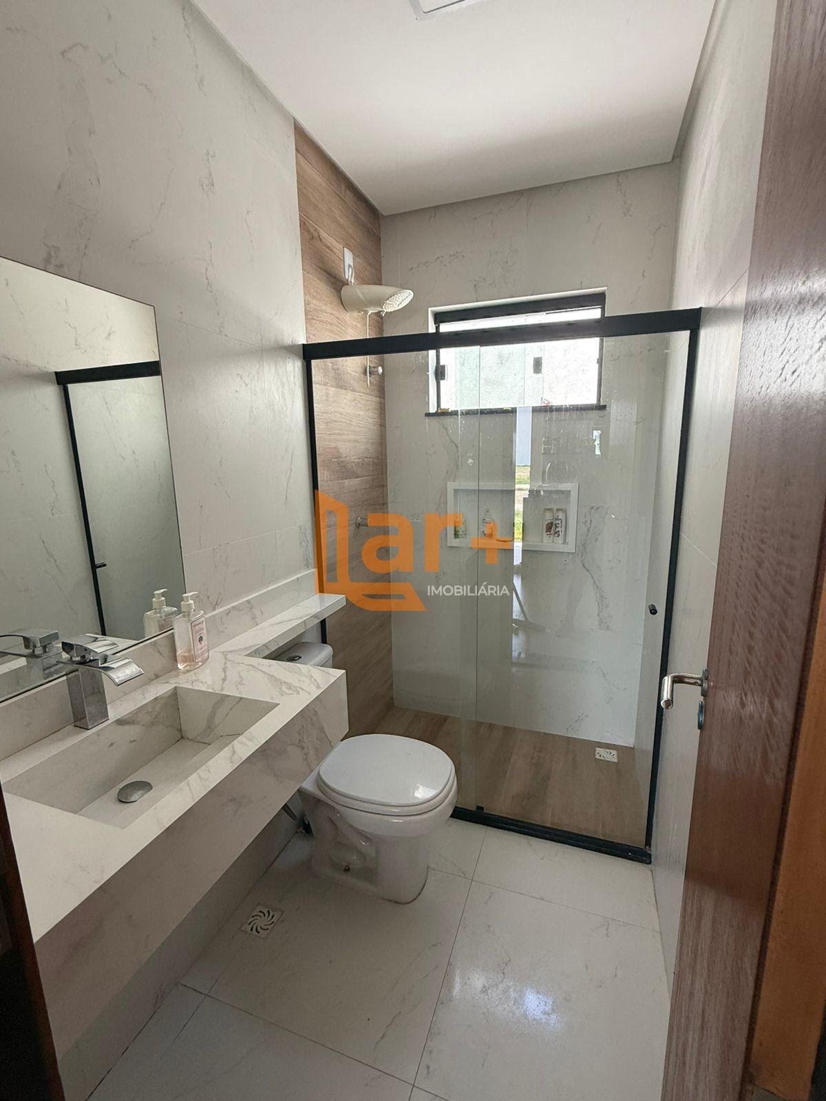 Casa à venda com 3 quartos, 1 suíte, 2 vagas e 115m² no Olhos D'água, Barra dos Coqueiros (SE) — foto 3 de 12