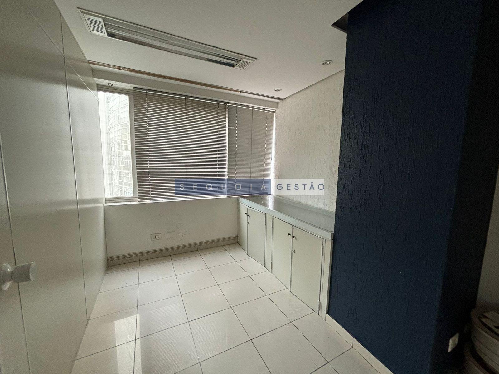 Comercial à venda com 3 banheiros, 1 vaga e 360m² no República, São Paulo (SP) — foto 16 de 21