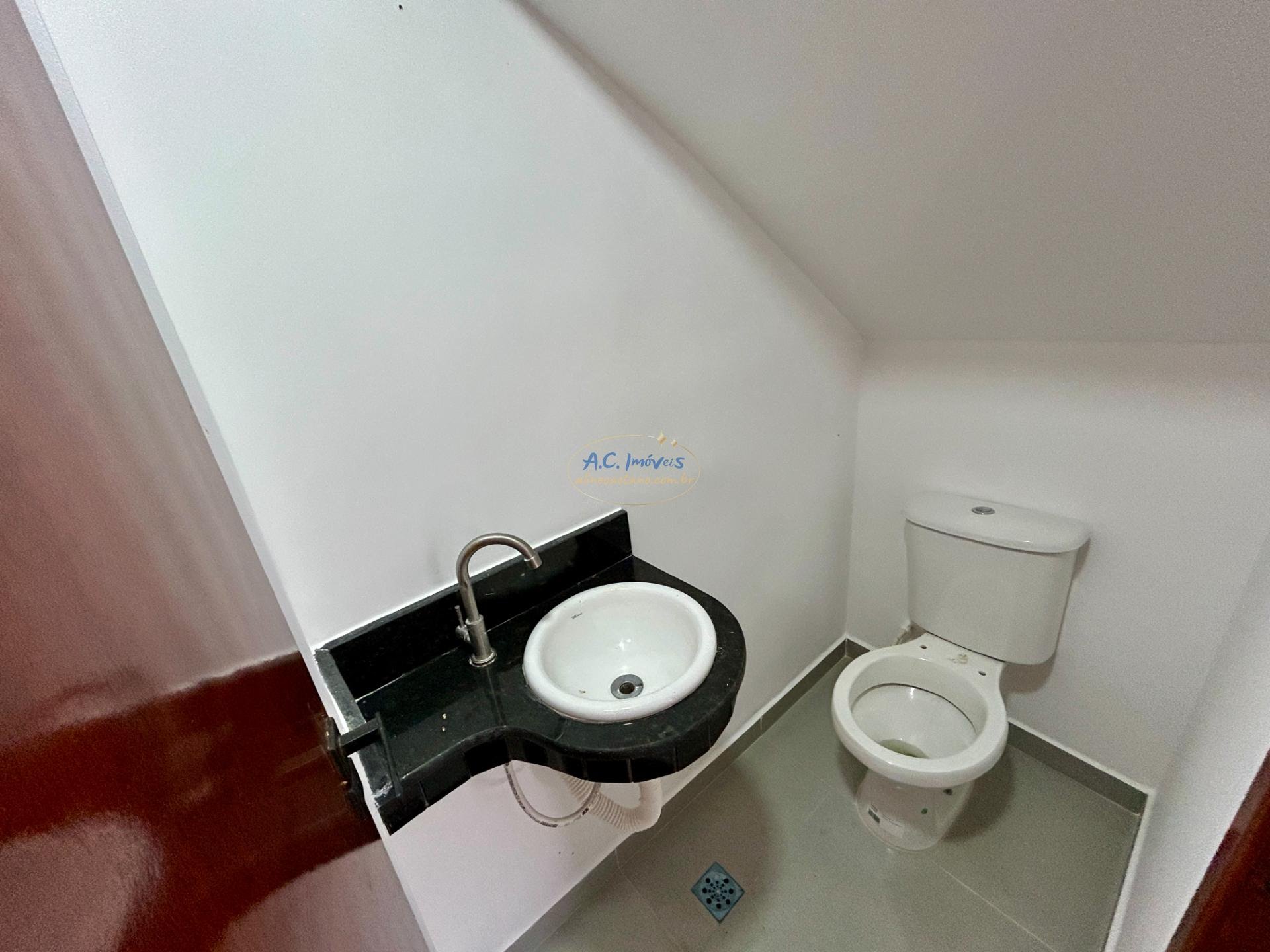 Casa à venda com 2 quartos, 2 suítes, 1 vaga e 60m² no Jardim Melvi, Praia Grande (SP) — foto 24 de 30